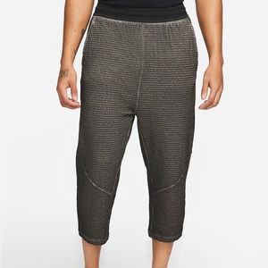 Nike Dri-Fit Yoga Men's 3/4-Length Pants- NWT DD2178-060 MSRP $90